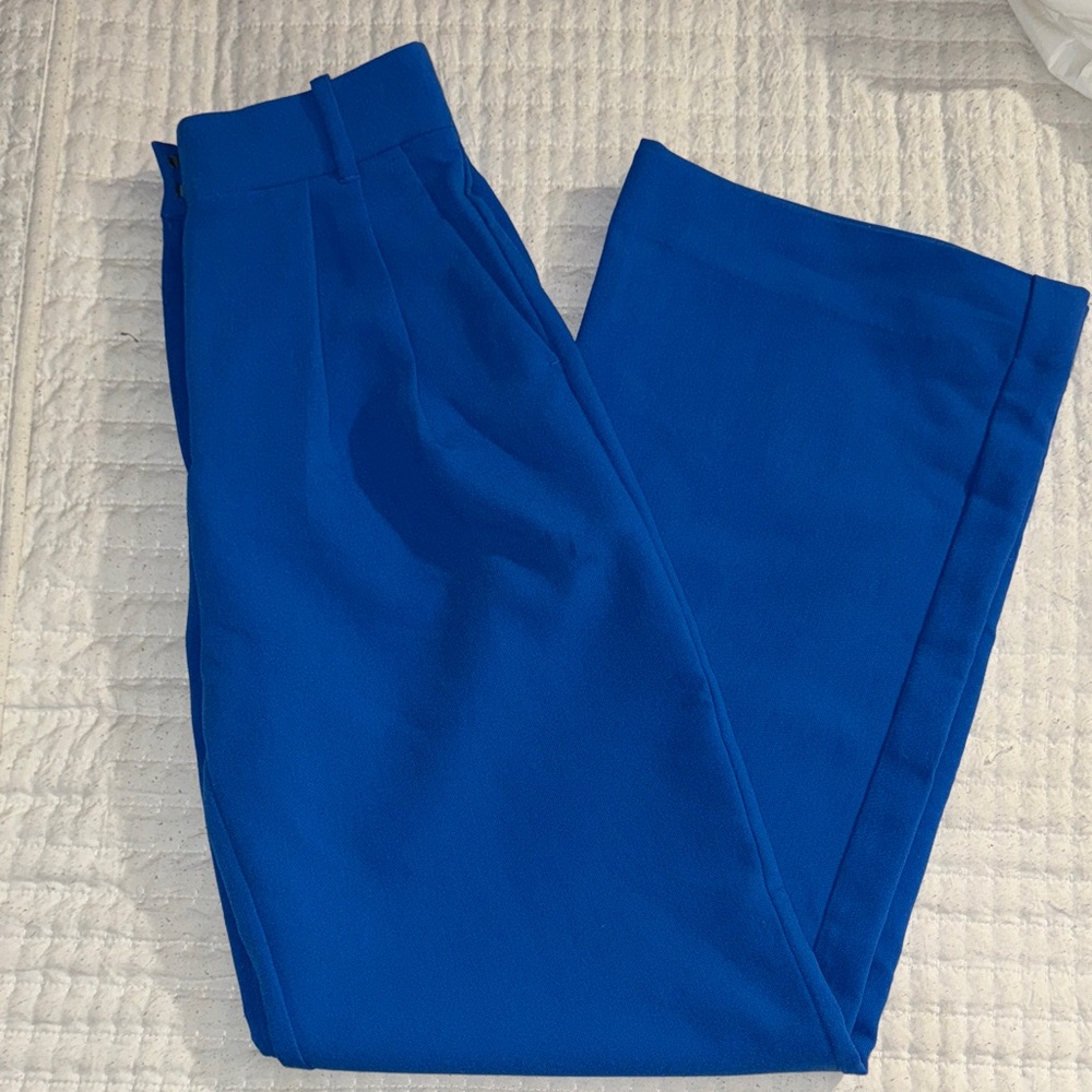 NWT Abercrombie Wide Leg trouser